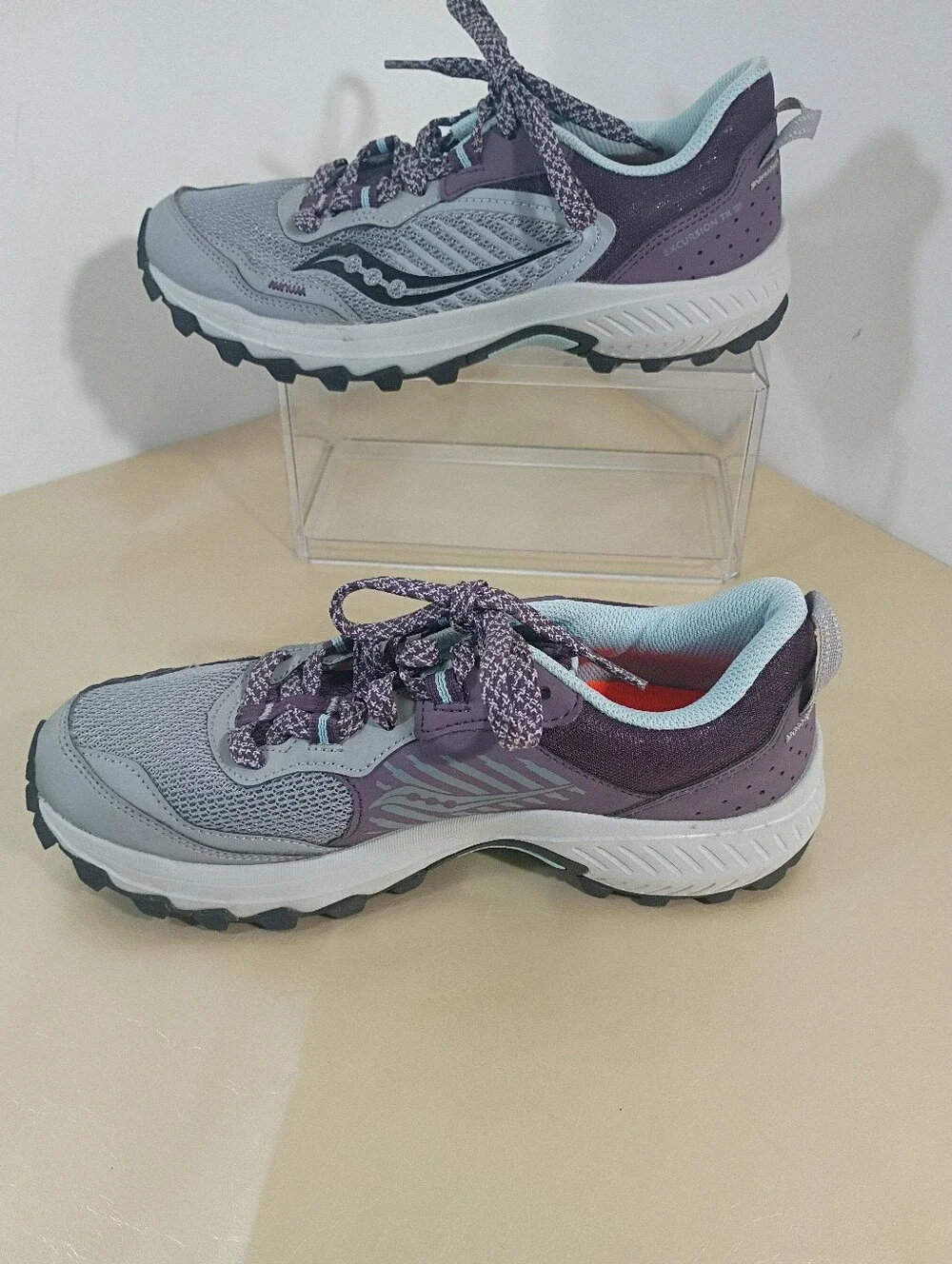 Saucony Women's SZ 7.5 Excursion TR15 Purple /Gray Running Shoes S10670-21 New